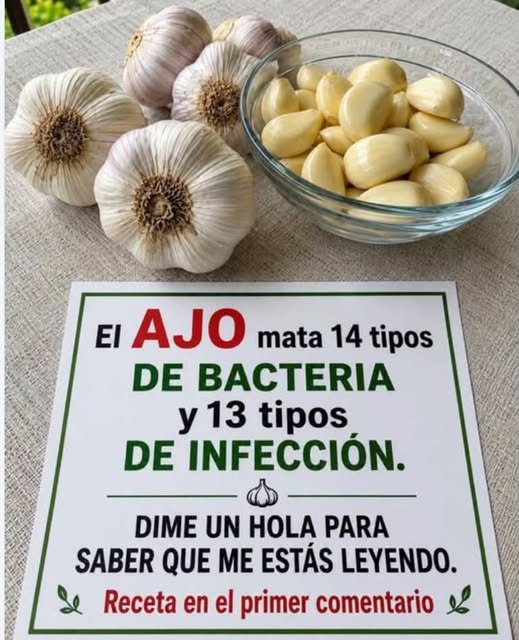 Cabezas de ajo y dientes de ajo